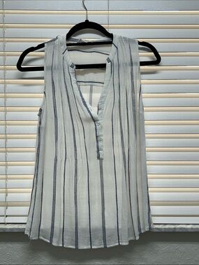 Sleeveless White and Navy Striped V-Neck Tunic Top. Market & Spruce